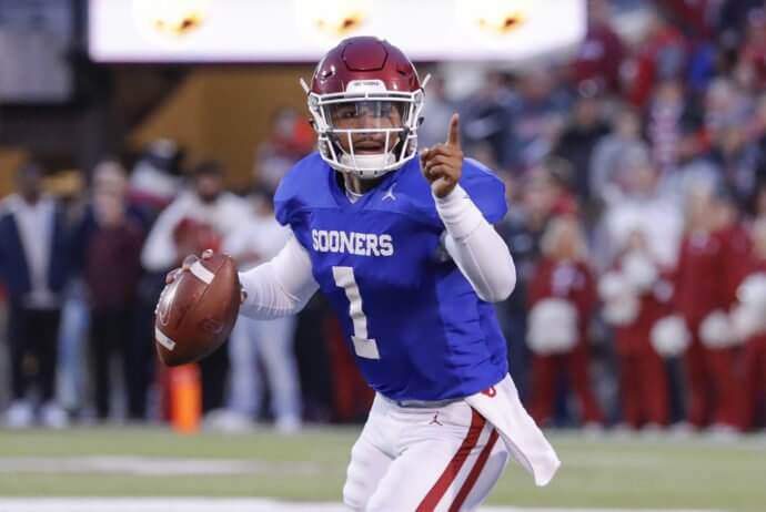 Oklahoma Sooners quarterback Jalen Hurts