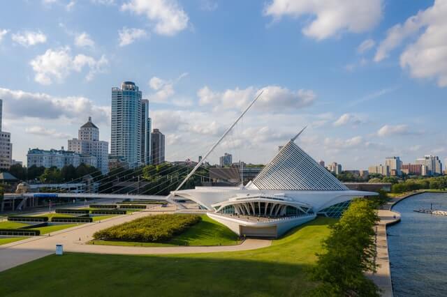 Milwaukee Art Museum